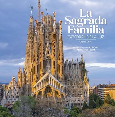 LA SAGRADA FAMILIA (ESPAÑOL) | 9788484788935 | CURTI, CHIARA