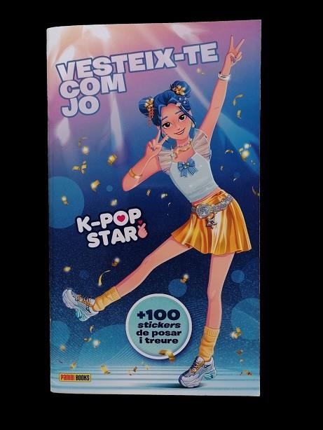 K-POP SUPER STARS. VESTEIX-TE COM JO (PORTADA BLAVA) | 9791370139834